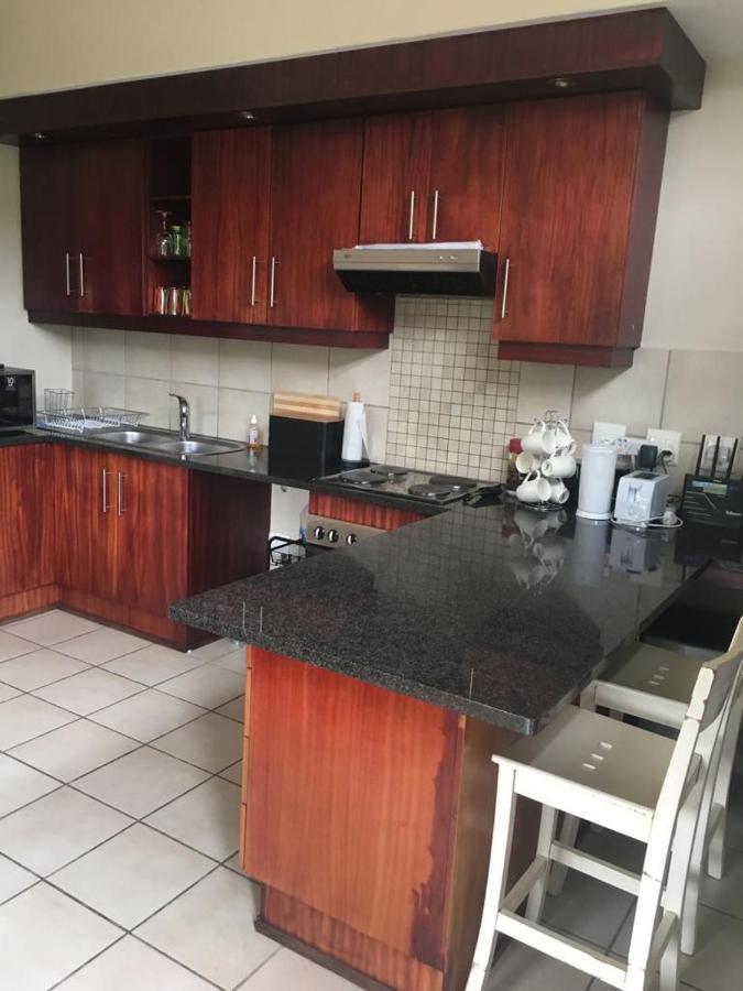 Oyster Walk On Main Apartment Knysna Exterior photo